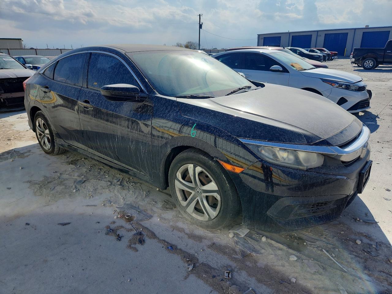 2016 HONDA CIVIC LX photo 4