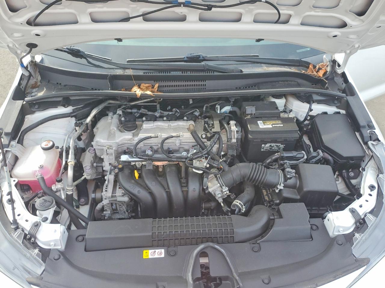 2022 TOYOTA COROLLA LE photo 11