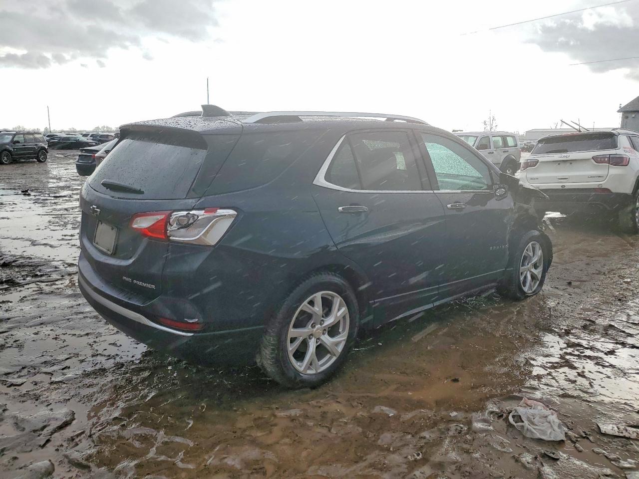 2021 CHEVROLET EQUINOX PREMIER photo 3