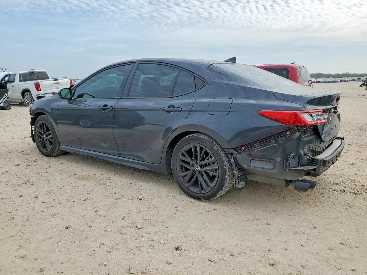 2025 TOYOTA CAMRY SE photo 2