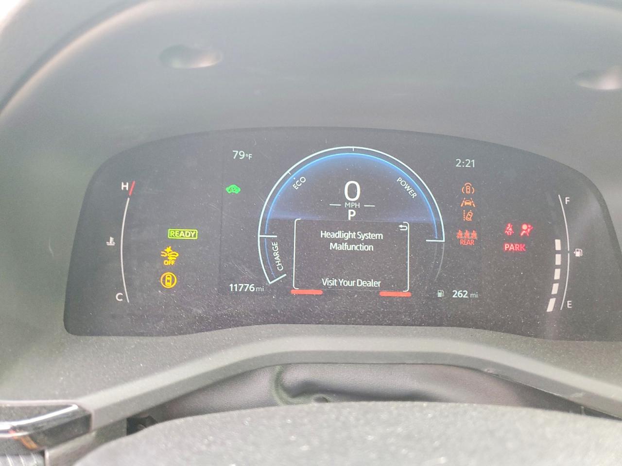 2025 TOYOTA CAMRY SE photo 9