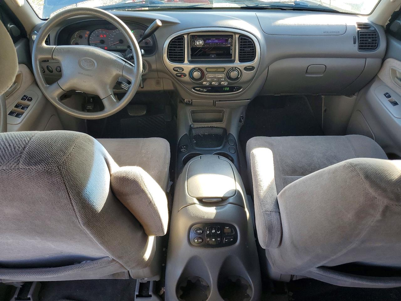 2001 TOYOTA SEQUOIA SR5 photo 8