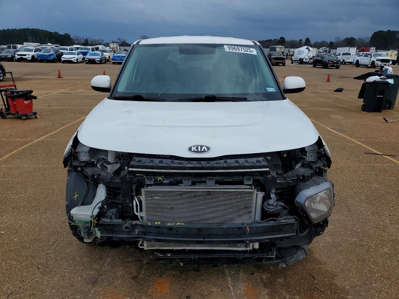 2020 KIA SOUL LX photo 5