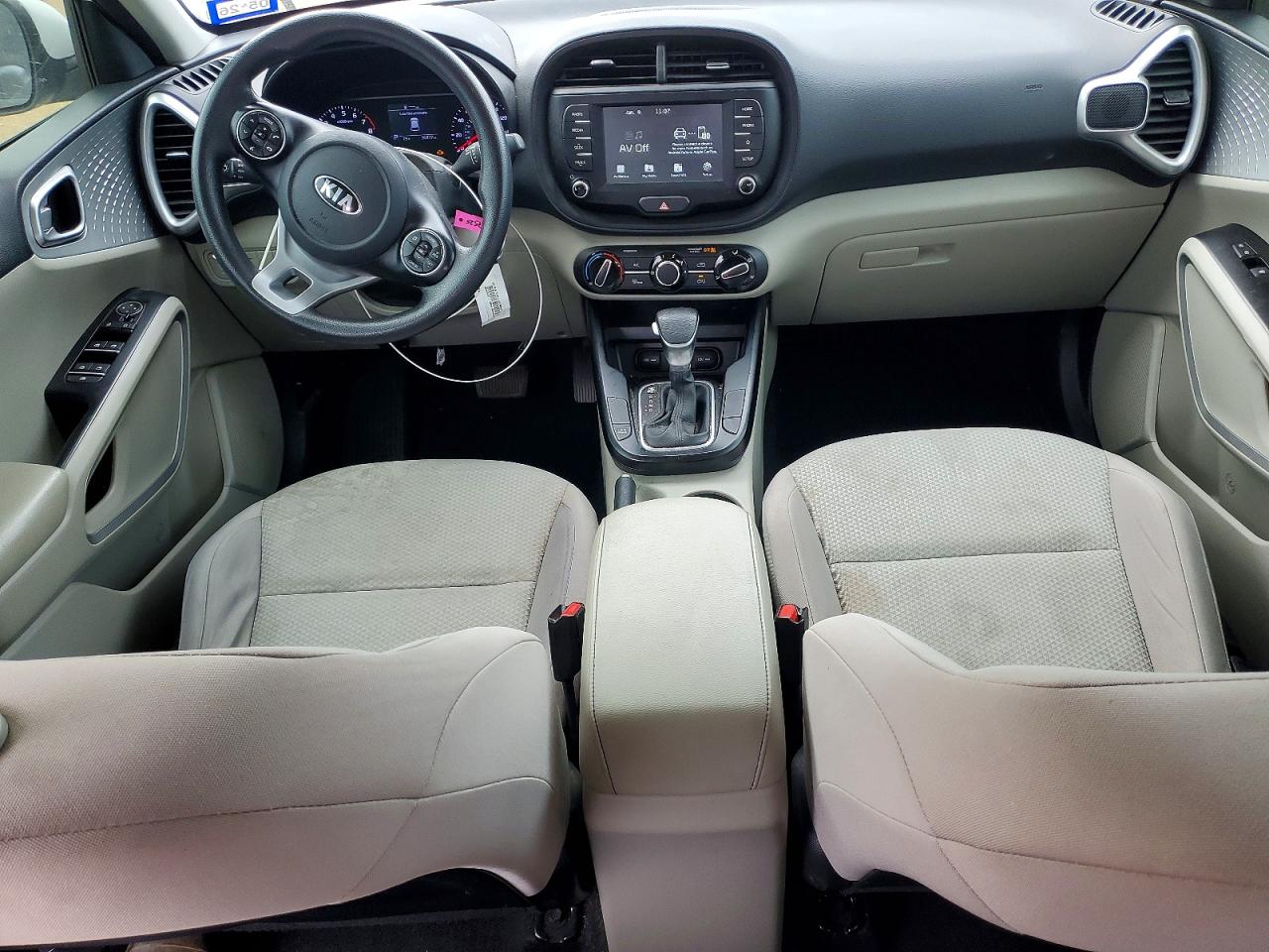 2020 KIA SOUL LX photo 8