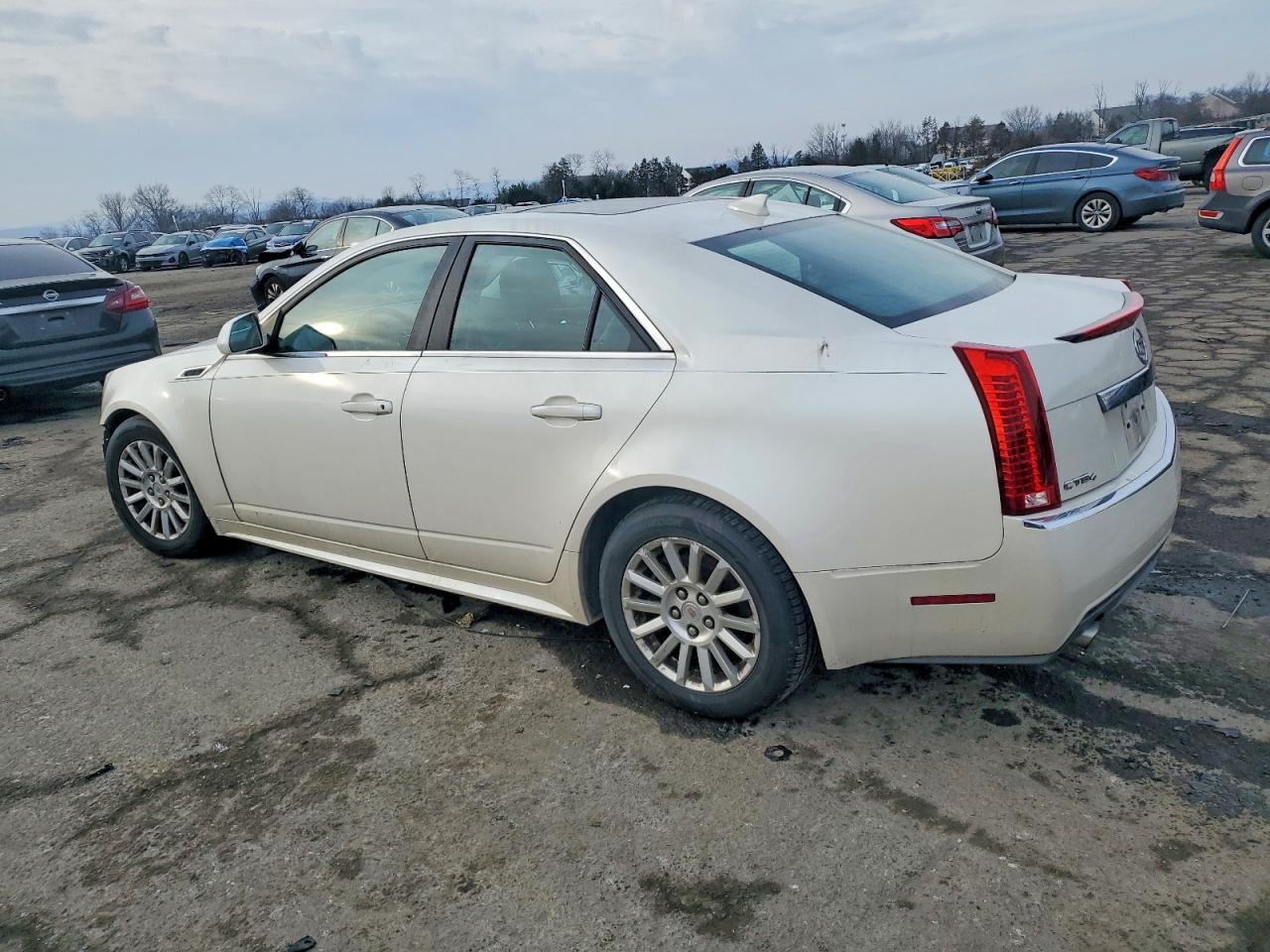 2012 CADILLAC CTS LUXURY COLLECTION photo 2
