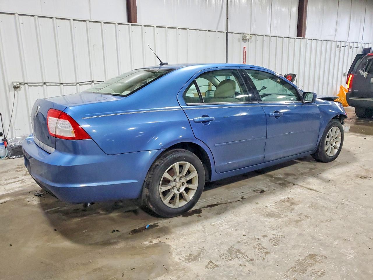 2009 MERCURY MILAN photo 3