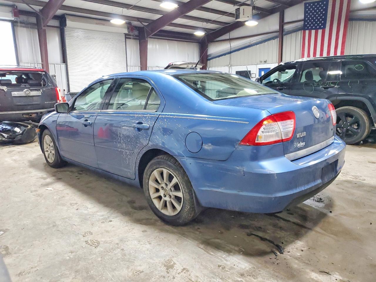 2009 MERCURY MILAN photo 2