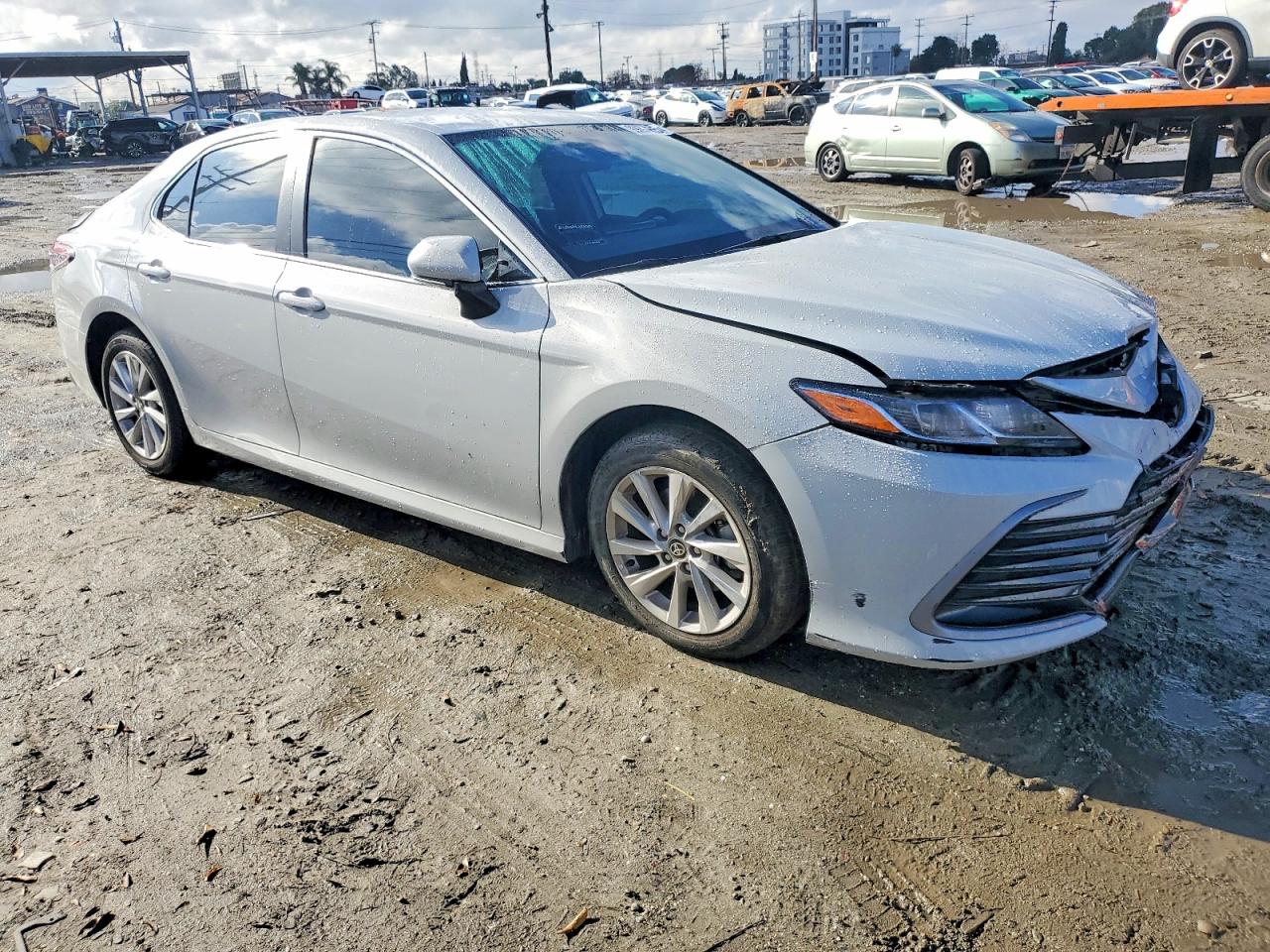 2024 TOYOTA CAMRY LE photo 4