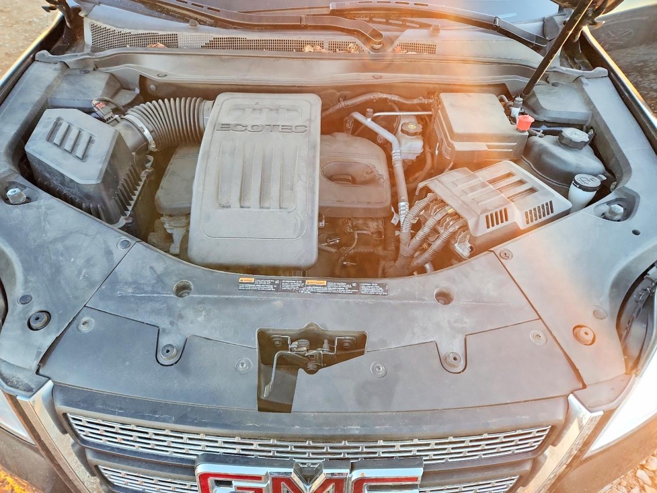 2015 GMC TERRAIN SLT photo 12
