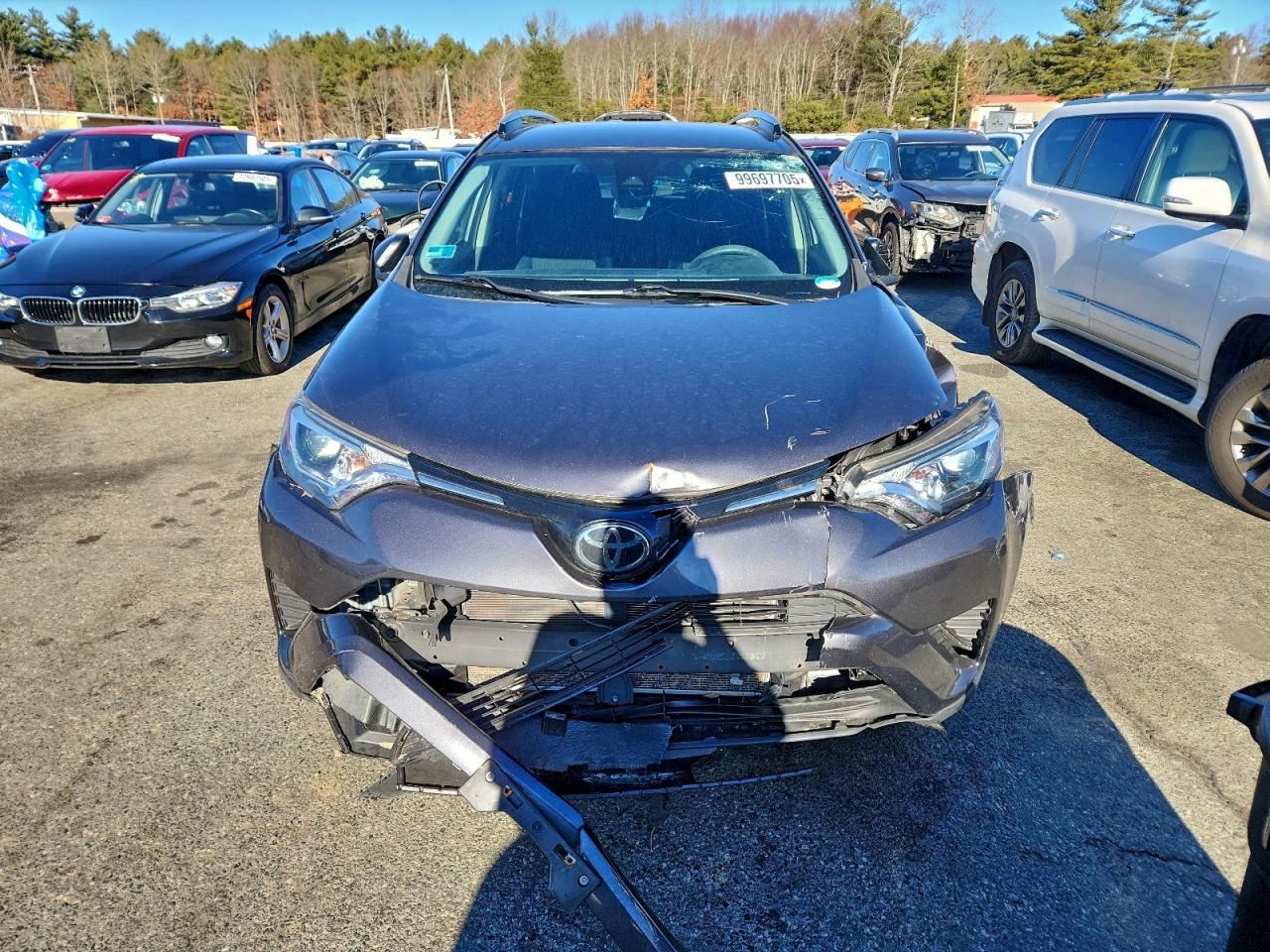 2018 TOYOTA RAV4 LE photo 5