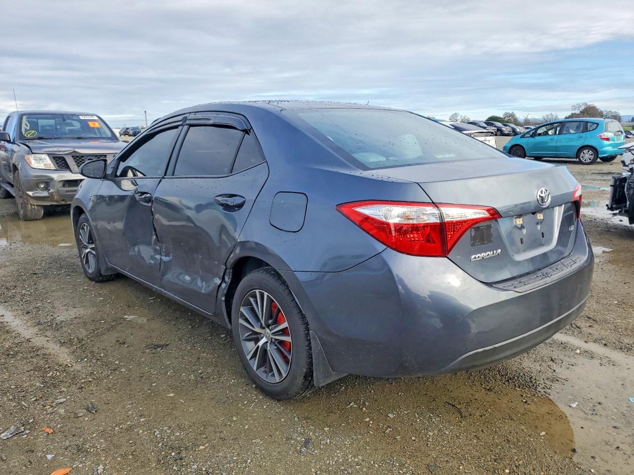 2016 TOYOTA COROLLA photo 4