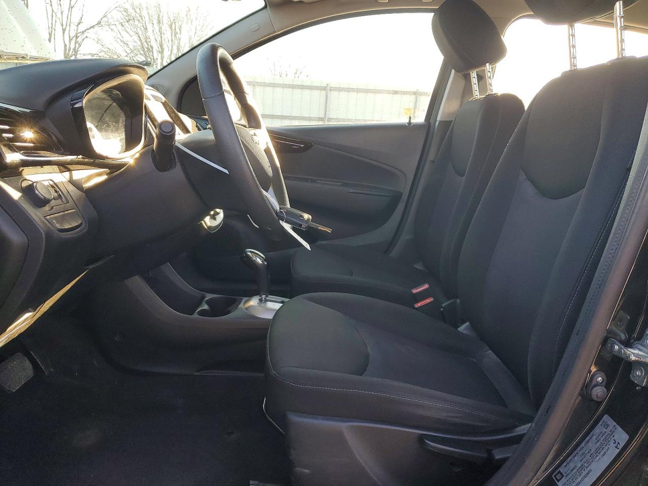 2016 CHEVROLET SPARK 1LT photo 7