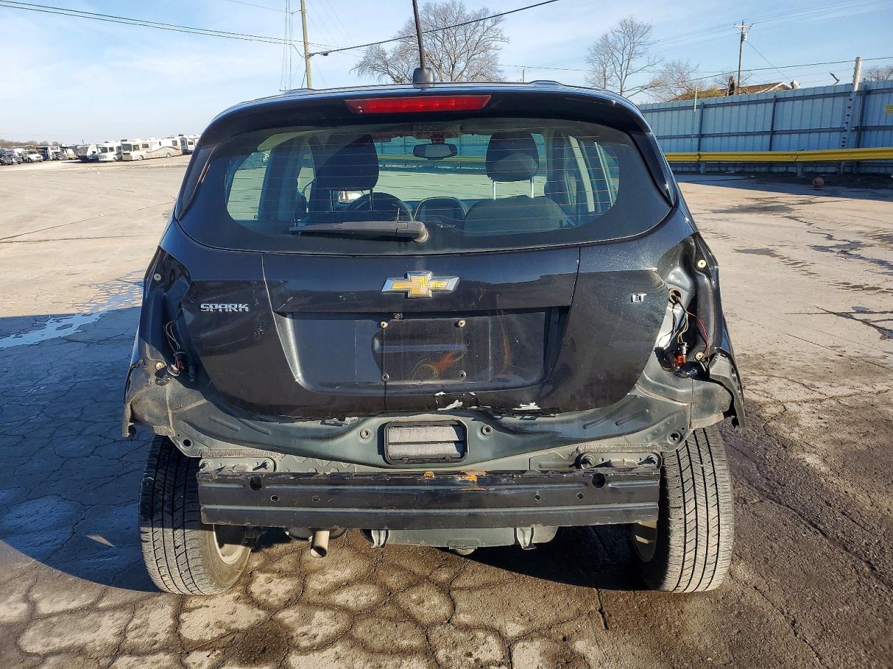 2016 CHEVROLET SPARK 1LT photo 6