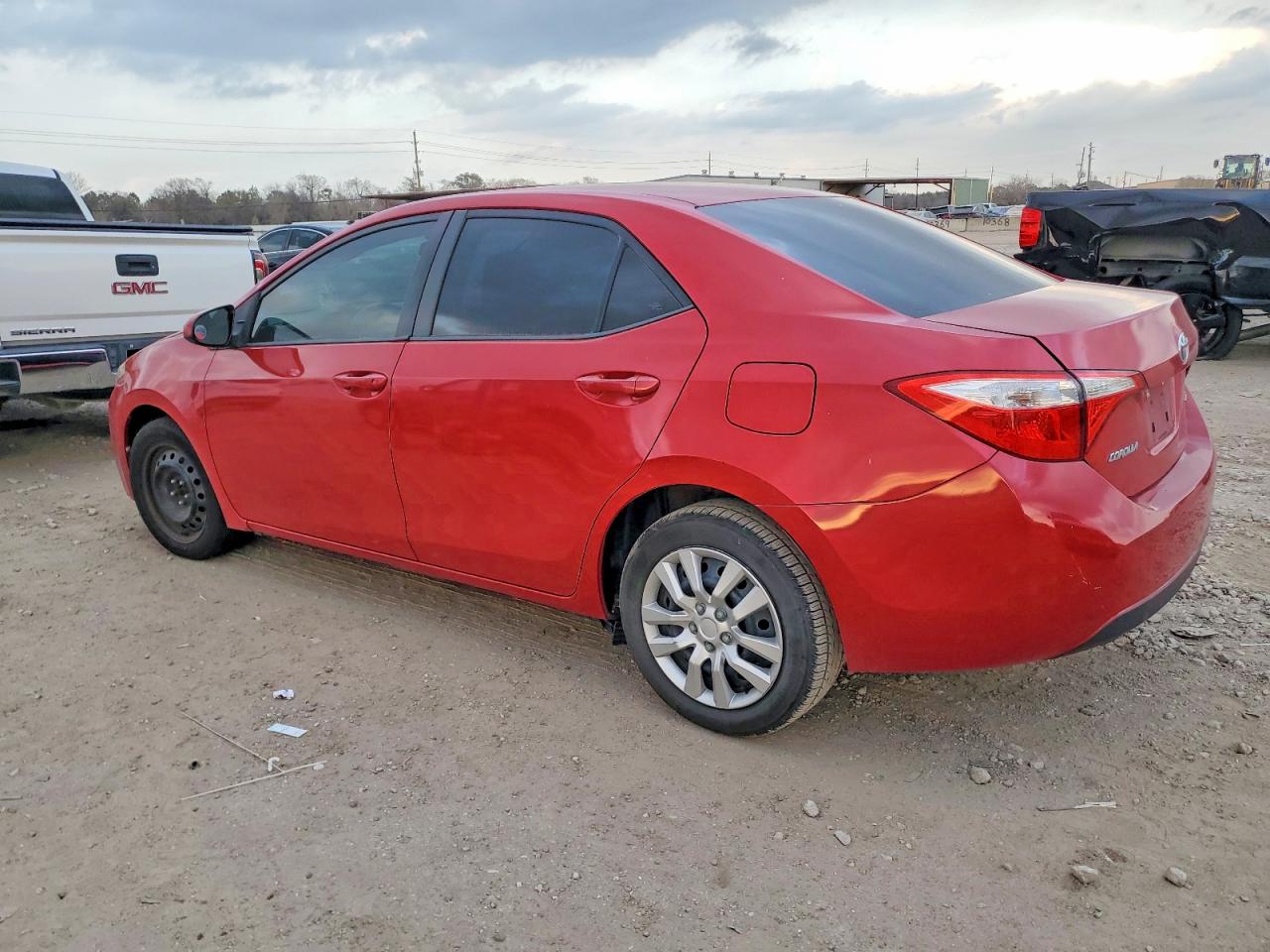 2014 TOYOTA COROLLA L photo 2