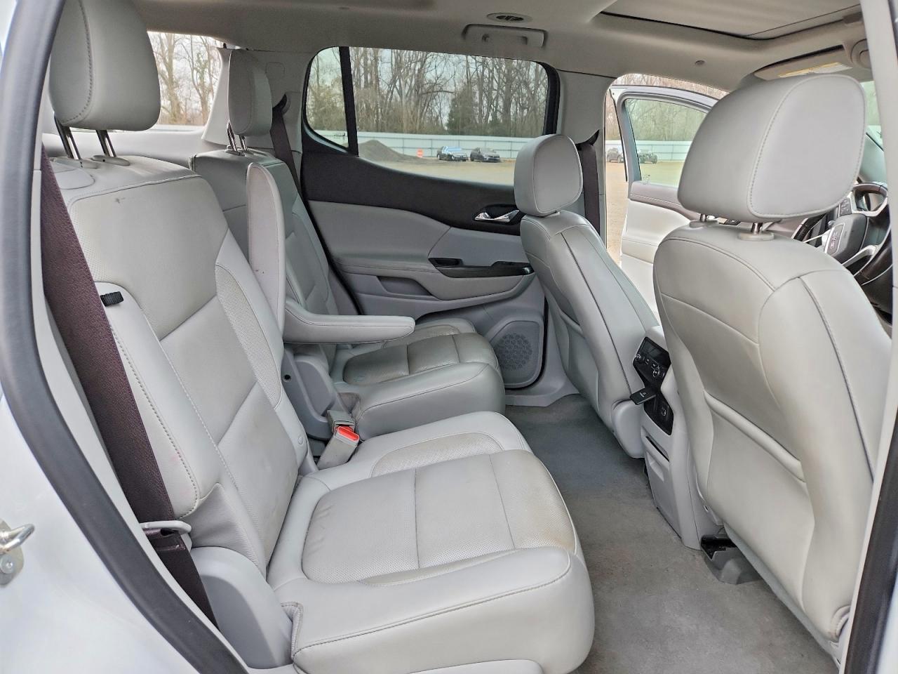 2019 GMC ACADIA SLT-1 photo 11
