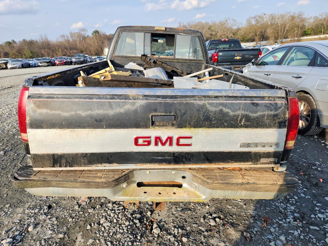 1990 GMC SIERRA photo 6