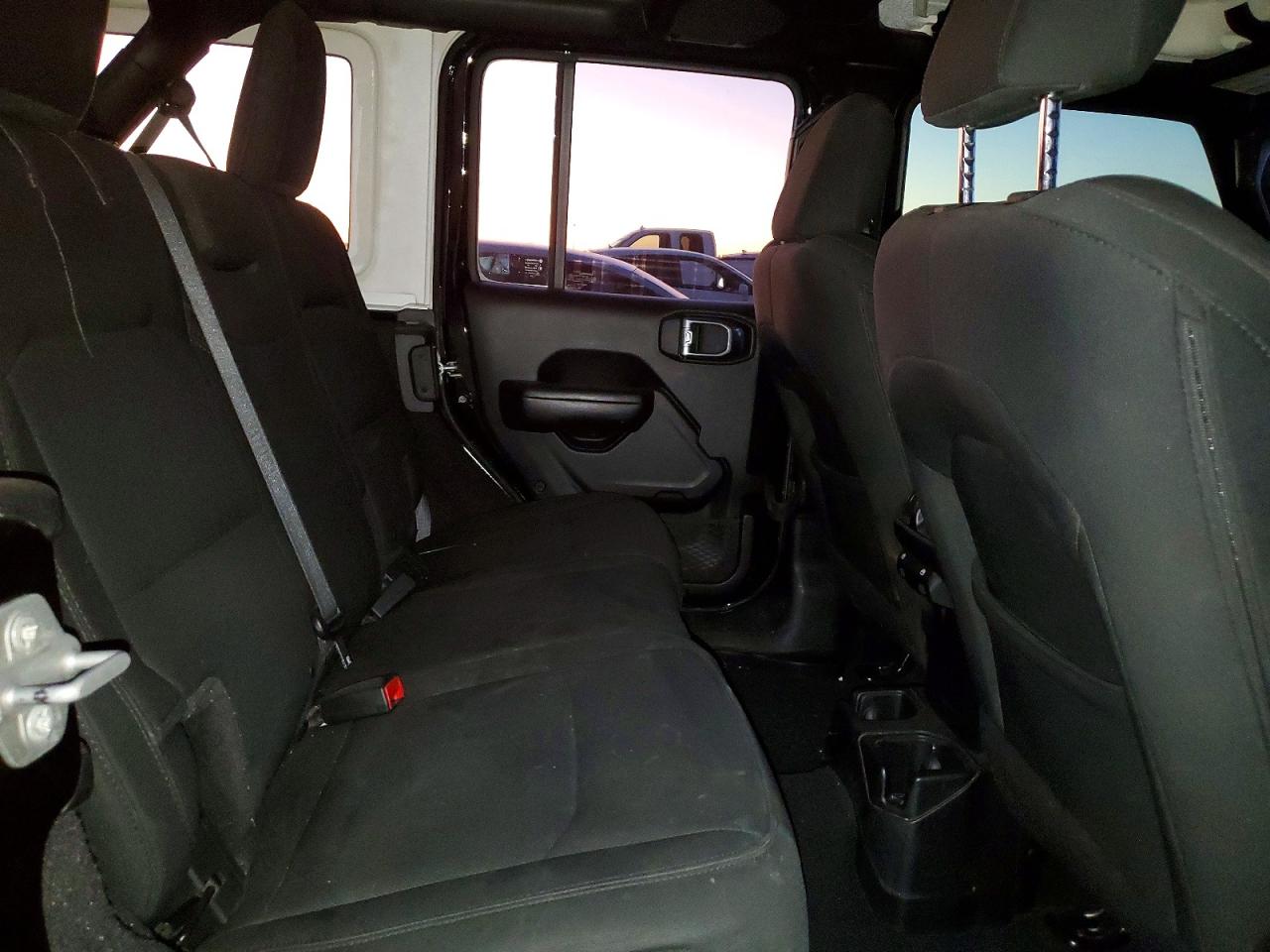 2018 JEEP WRANGLER UNLIMITED SPORT photo 11