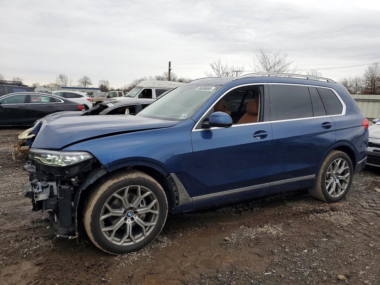 2022 BMW X7