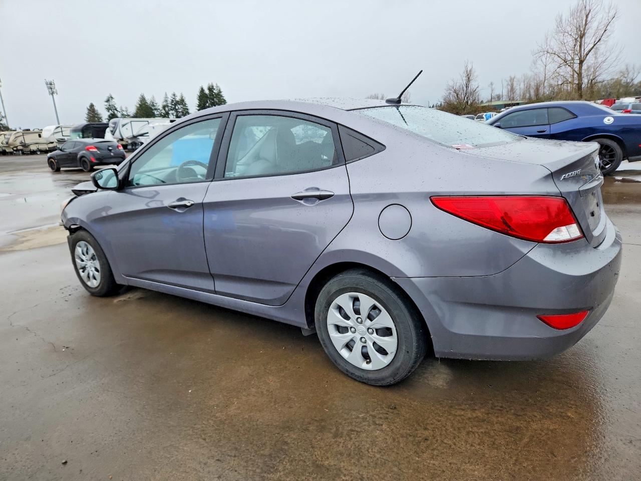2015 HYUNDAI ACCENT GLS photo 2