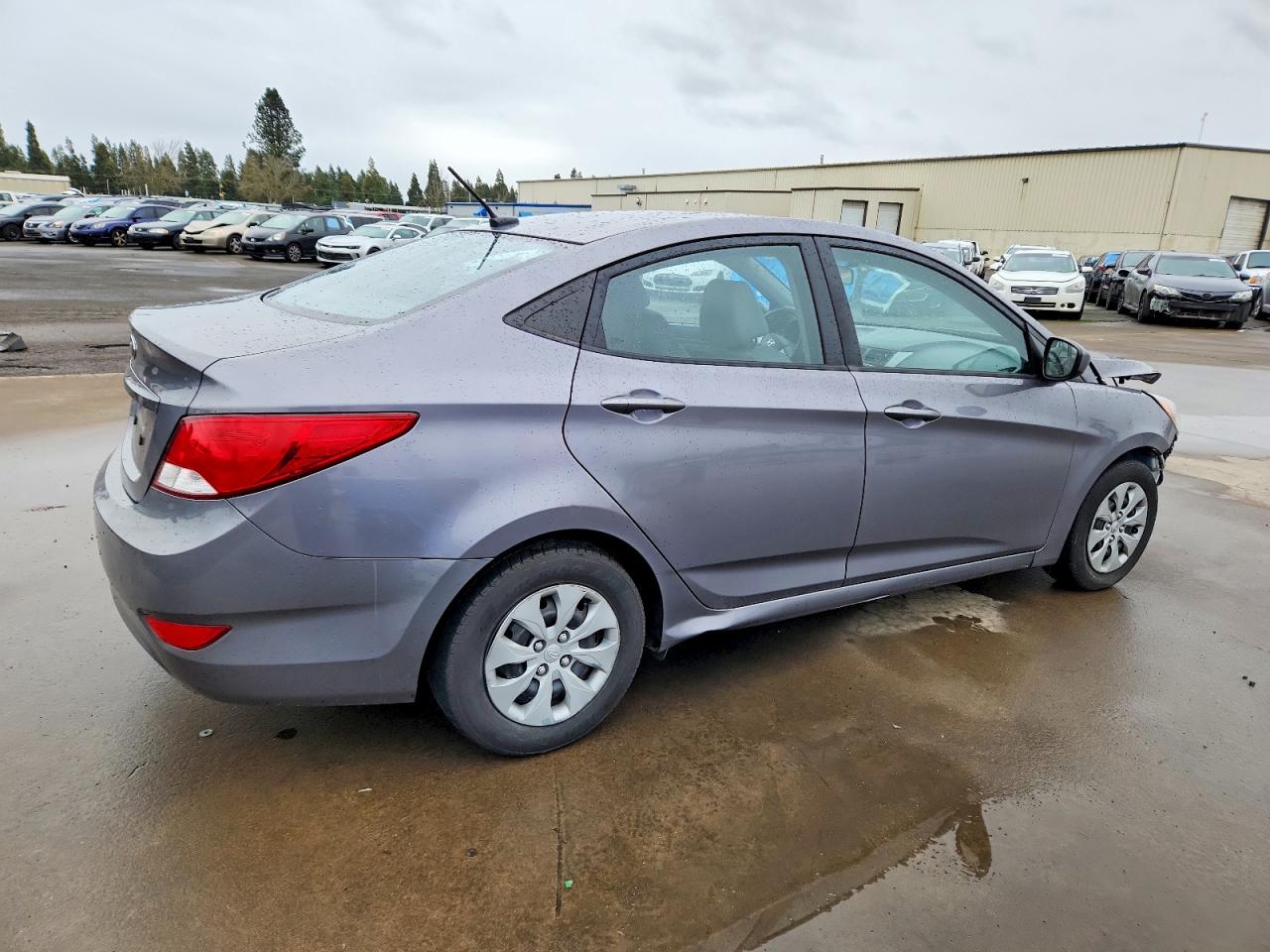 2015 HYUNDAI ACCENT GLS photo 3