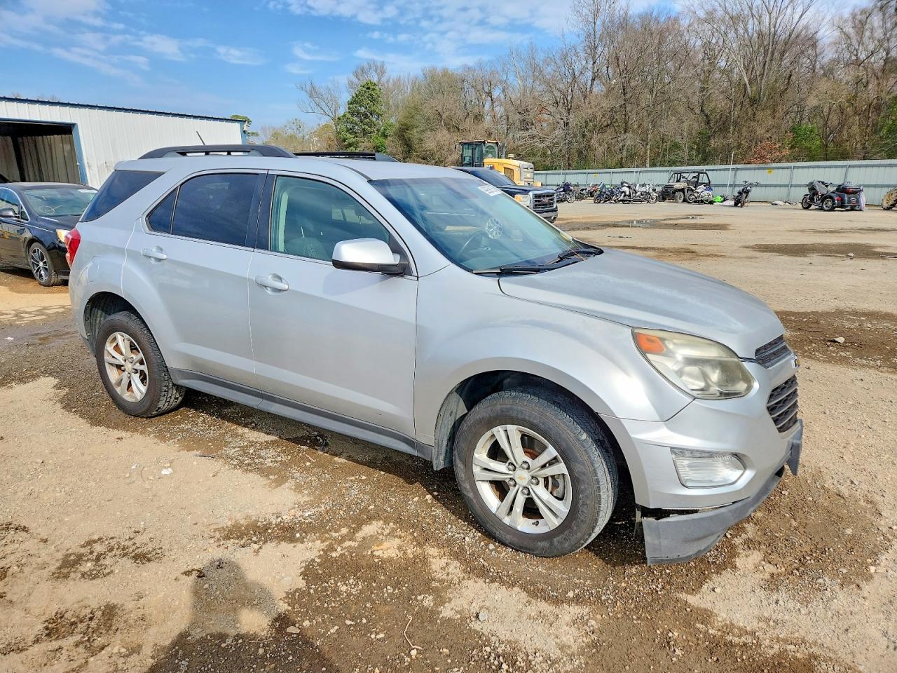 2016 CHEVROLET EQUINOX LT photo 4