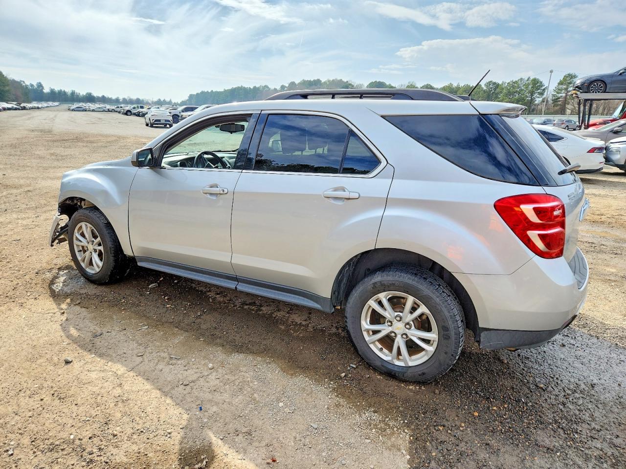2016 CHEVROLET EQUINOX LT photo 2
