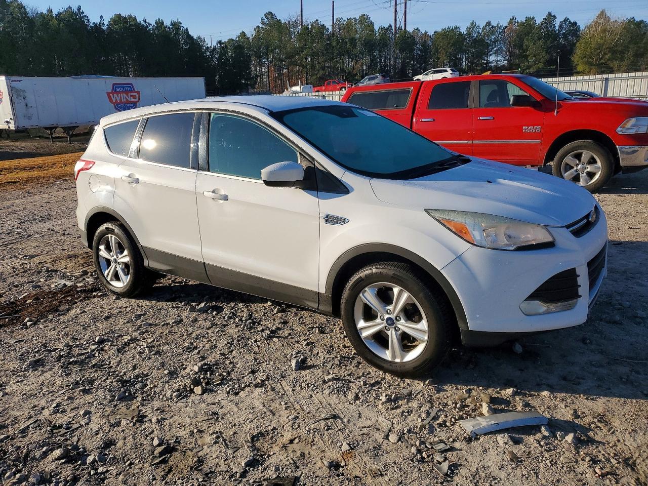 2014 FORD ESCAPE SE photo 4
