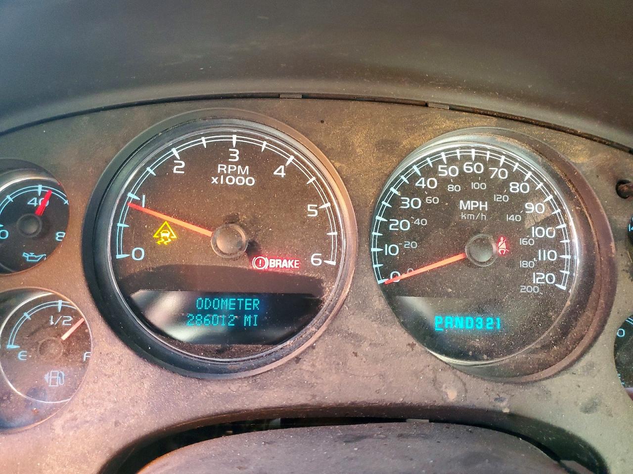 2008 GMC YUKON XL K1500 photo 9