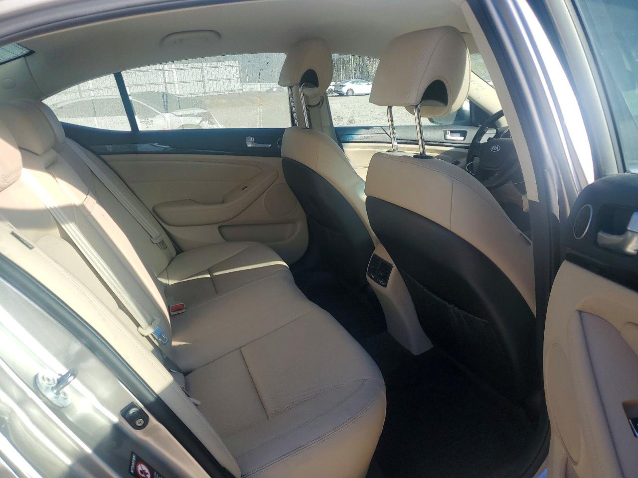 2014 KIA CADENZA PREMIUM photo 10