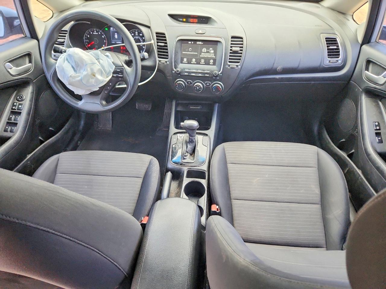 2018 KIA FORTE LX photo 8