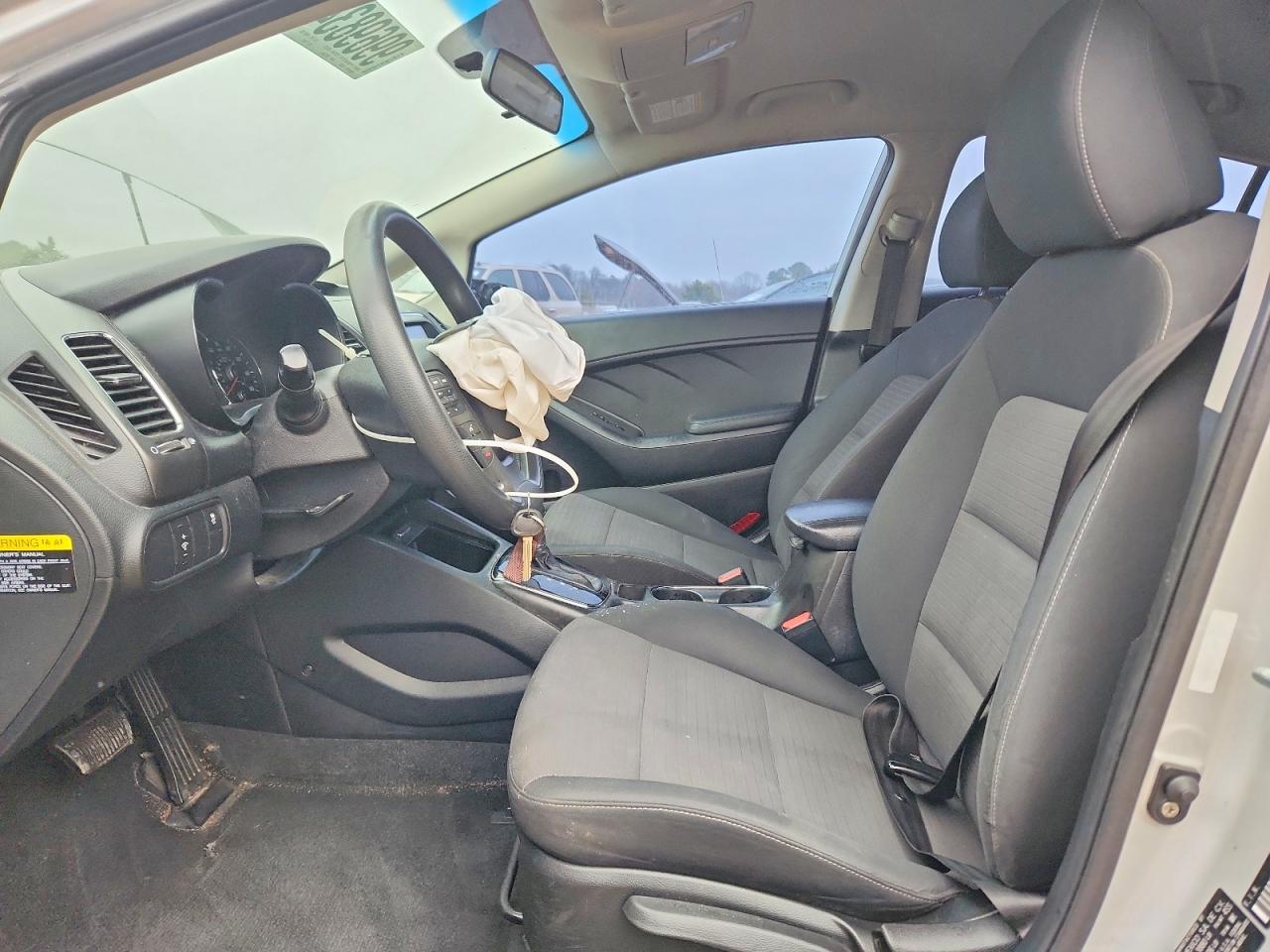 2018 KIA FORTE LX photo 7