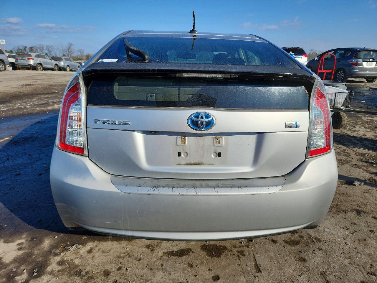 2012 TOYOTA PRIUS photo 6