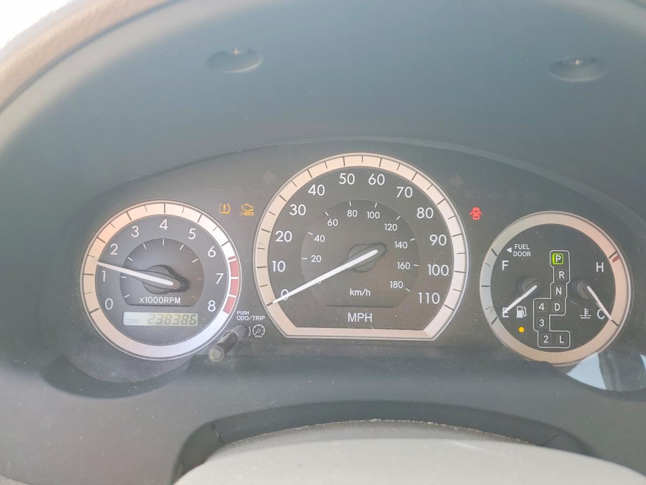 2007 TOYOTA SIENNA CE photo 9