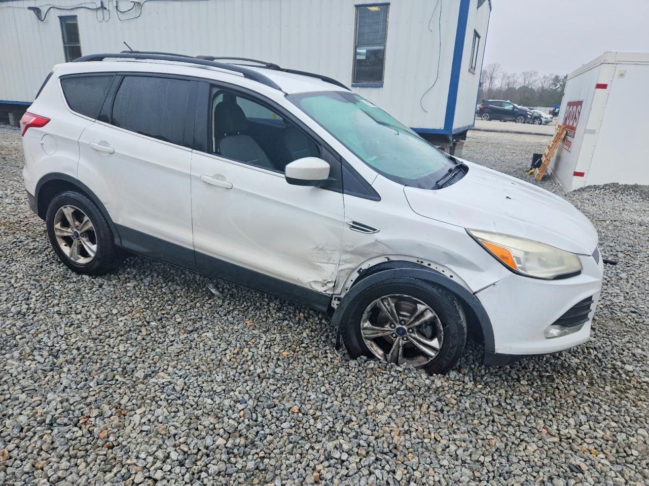 2013 FORD ESCAPE SE photo 4