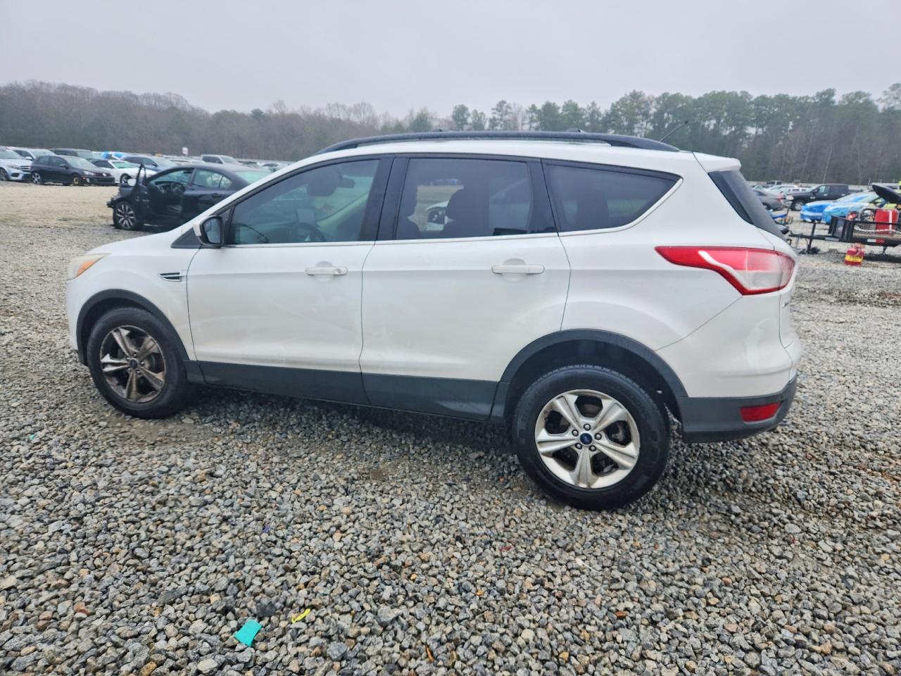 2013 FORD ESCAPE SE photo 2