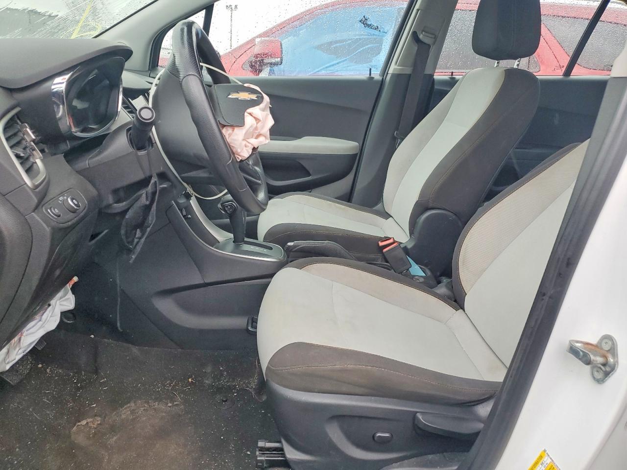 2018 CHEVROLET TRAX LS photo 7