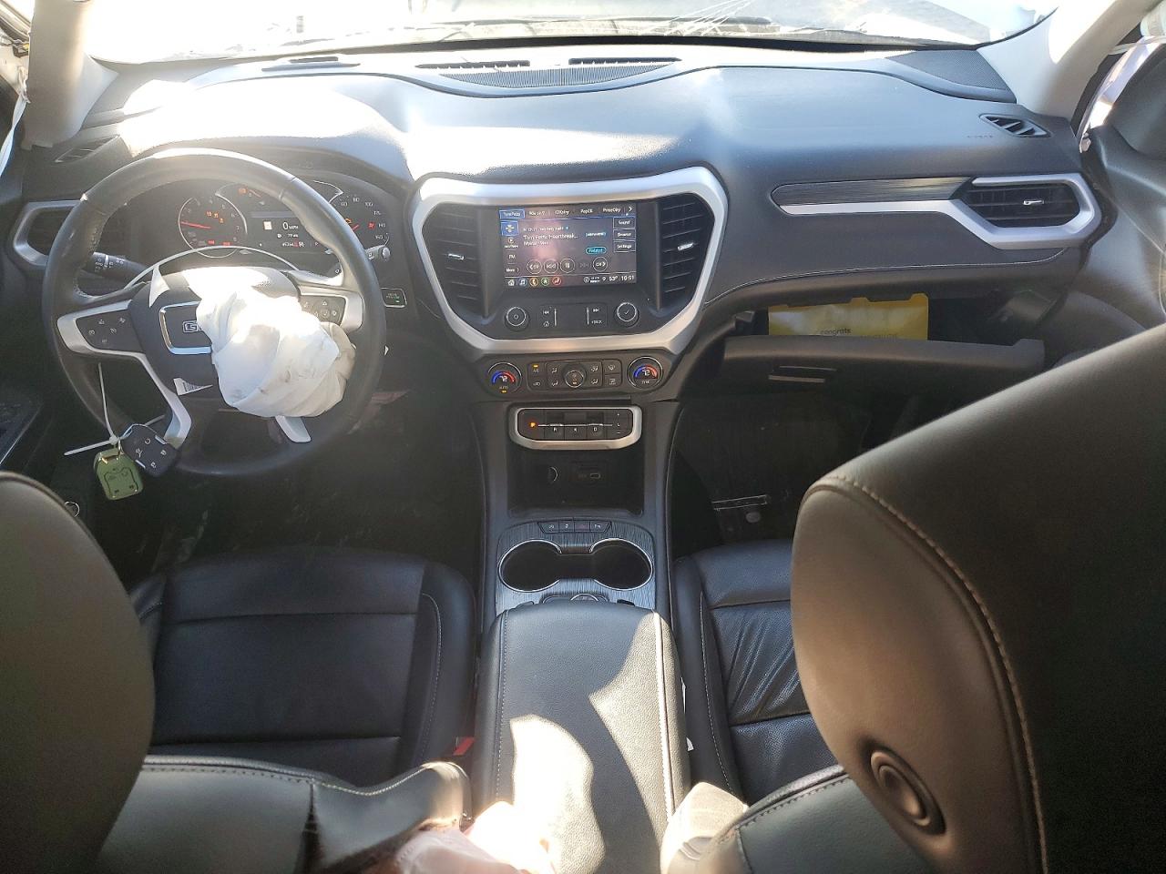 2023 GMC ACADIA AT4 AWD photo 8