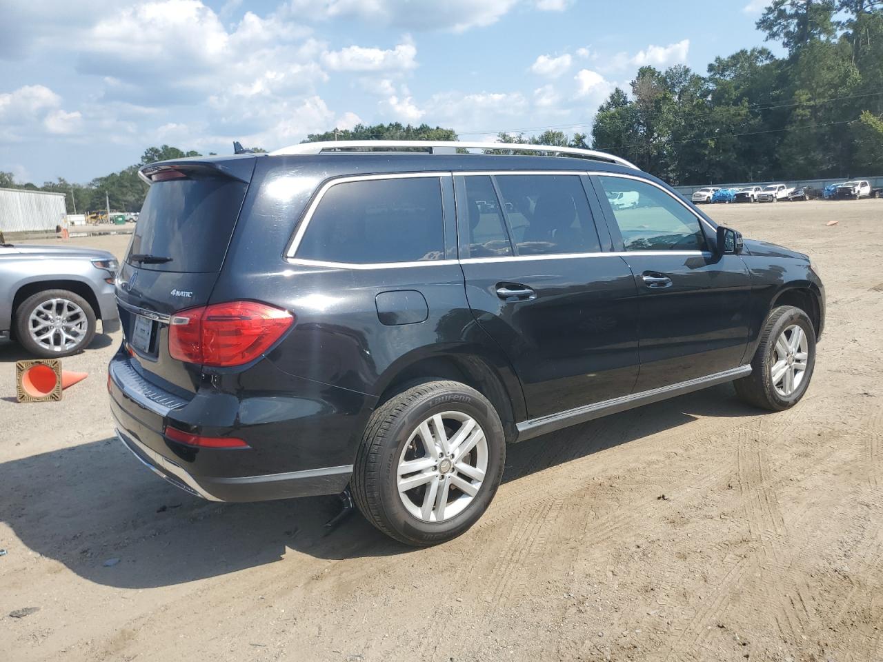 2013 MERCEDES-BENZ GL 450 4MATIC photo 3
