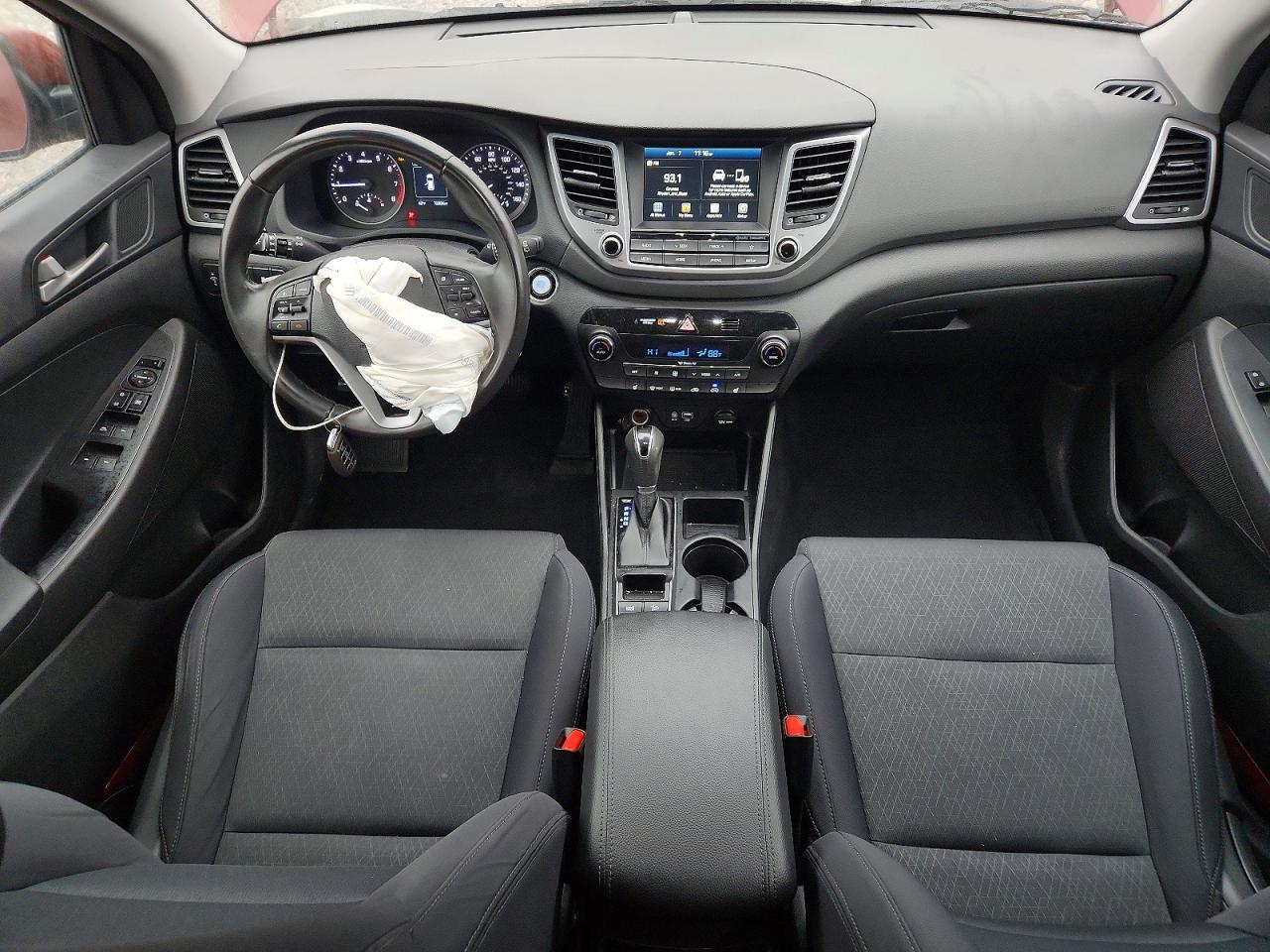 2018 HYUNDAI TUCSON VALUE photo 8