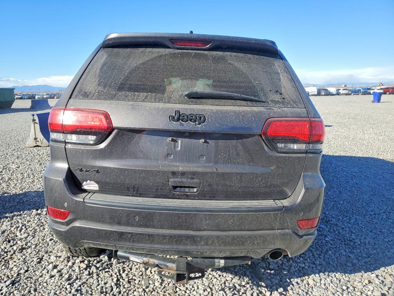 2019 JEEP GRAND CHEROKEE LAREDO photo 6