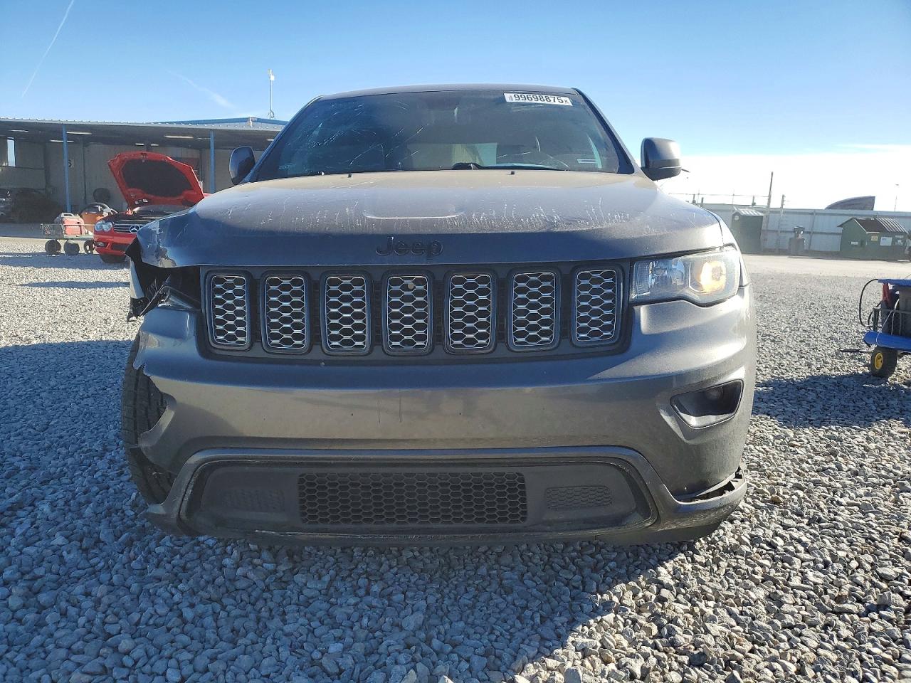 2019 JEEP GRAND CHEROKEE LAREDO photo 5