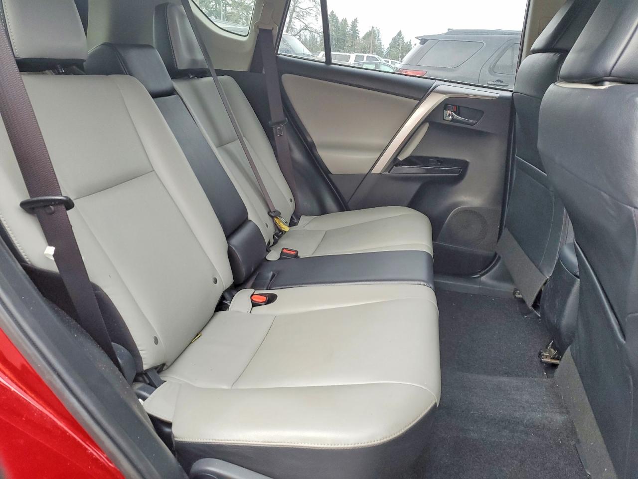 2018 TOYOTA RAV4 LIMITED photo 11