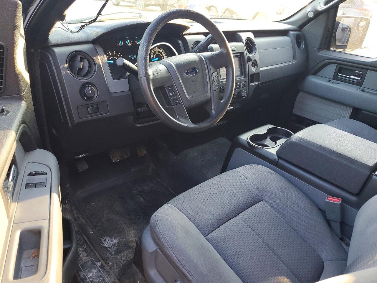 2013 FORD F150 photo 8