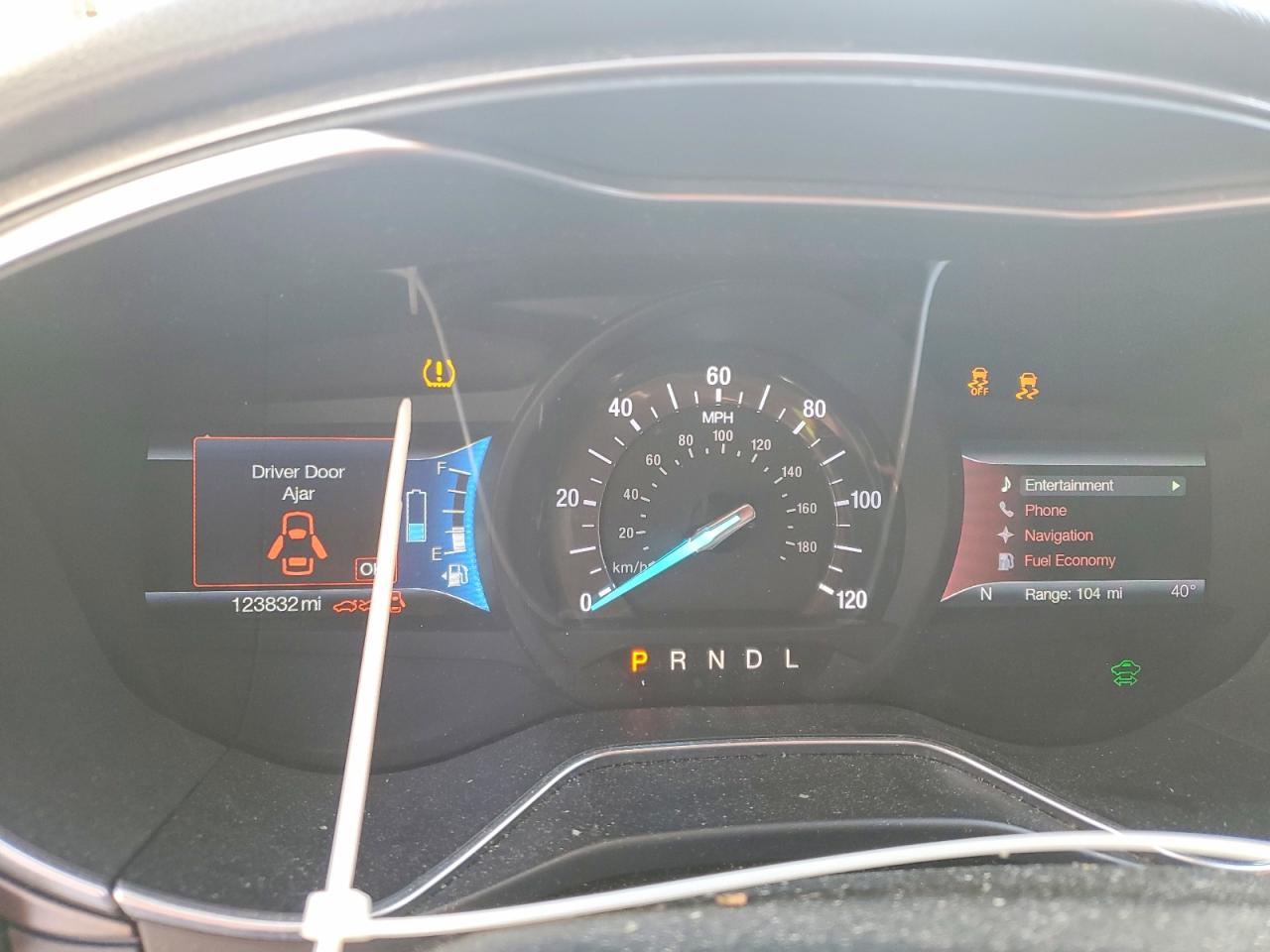 2017 FORD FUSION SE PHEV photo 9