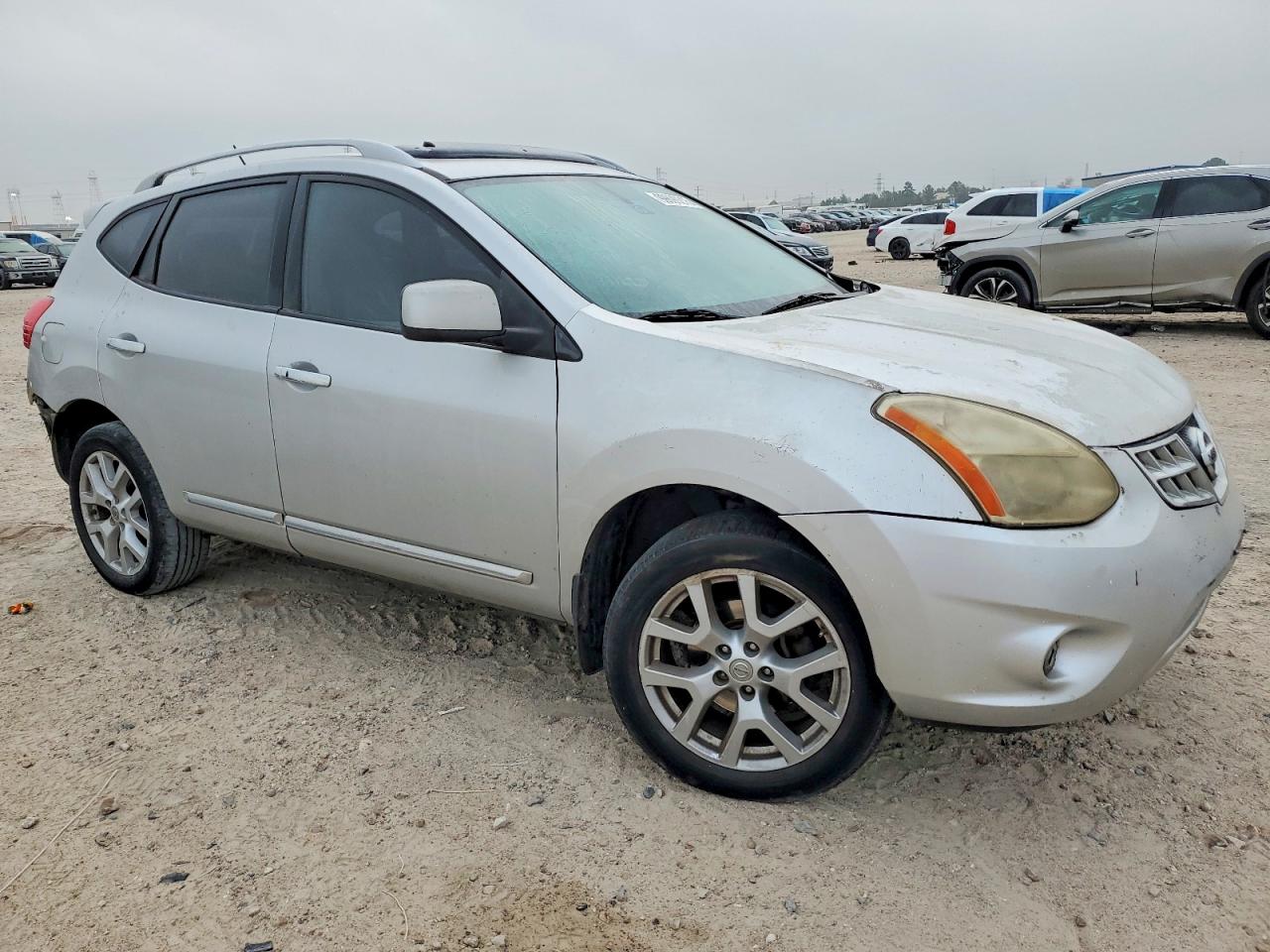 2011 NISSAN ROGUE S photo 4