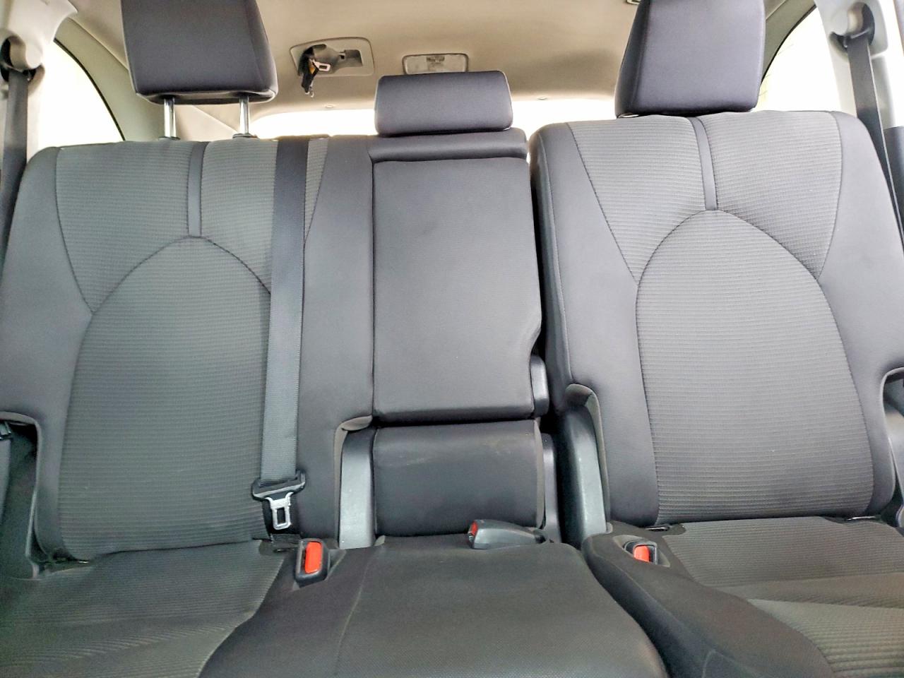 2021 TOYOTA HIGHLANDER L photo 10