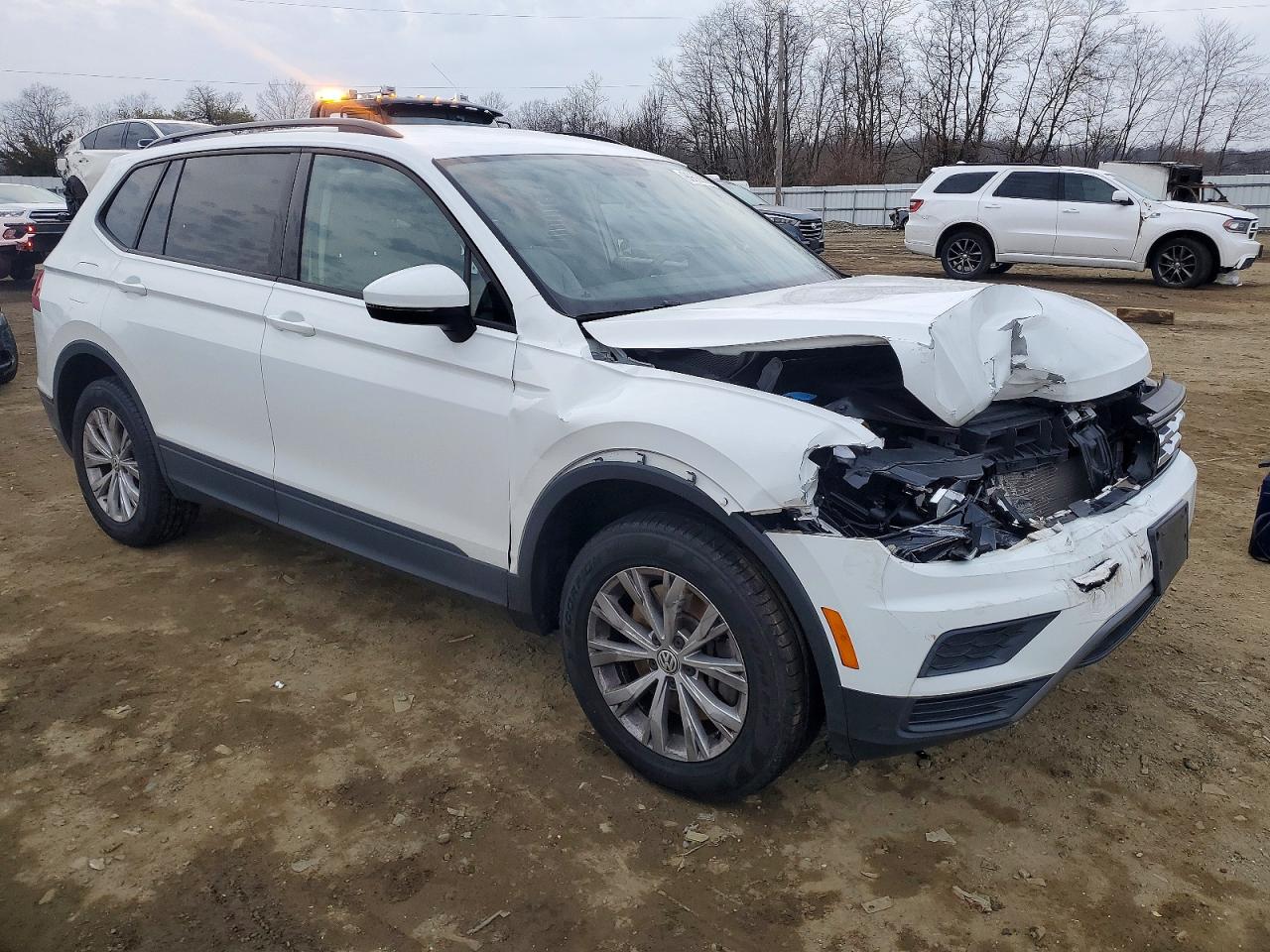 2020 VOLKSWAGEN TIGUAN S photo 4