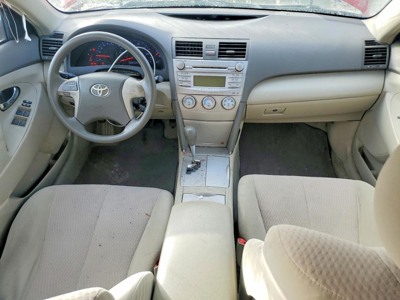2011 TOYOTA CAMRY BASE photo 8