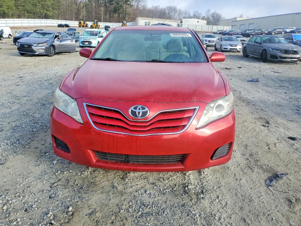 2011 TOYOTA CAMRY BASE photo 5