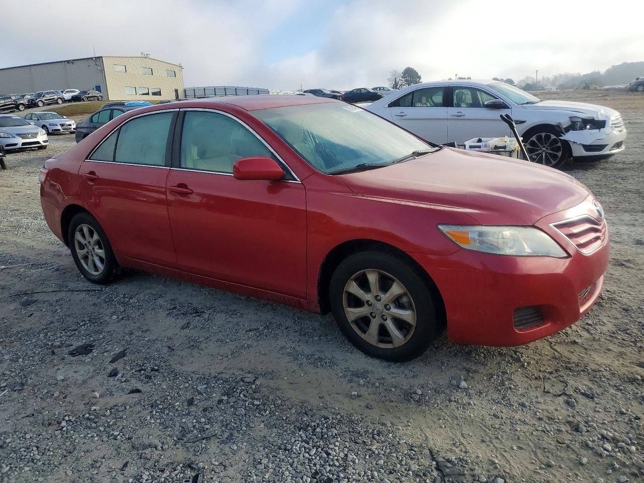2011 TOYOTA CAMRY BASE photo 4
